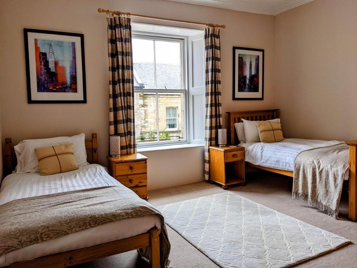 Huge 4 Bed Apt - Perfect Base To Explore The Borders Джедборо Екстер'єр фото