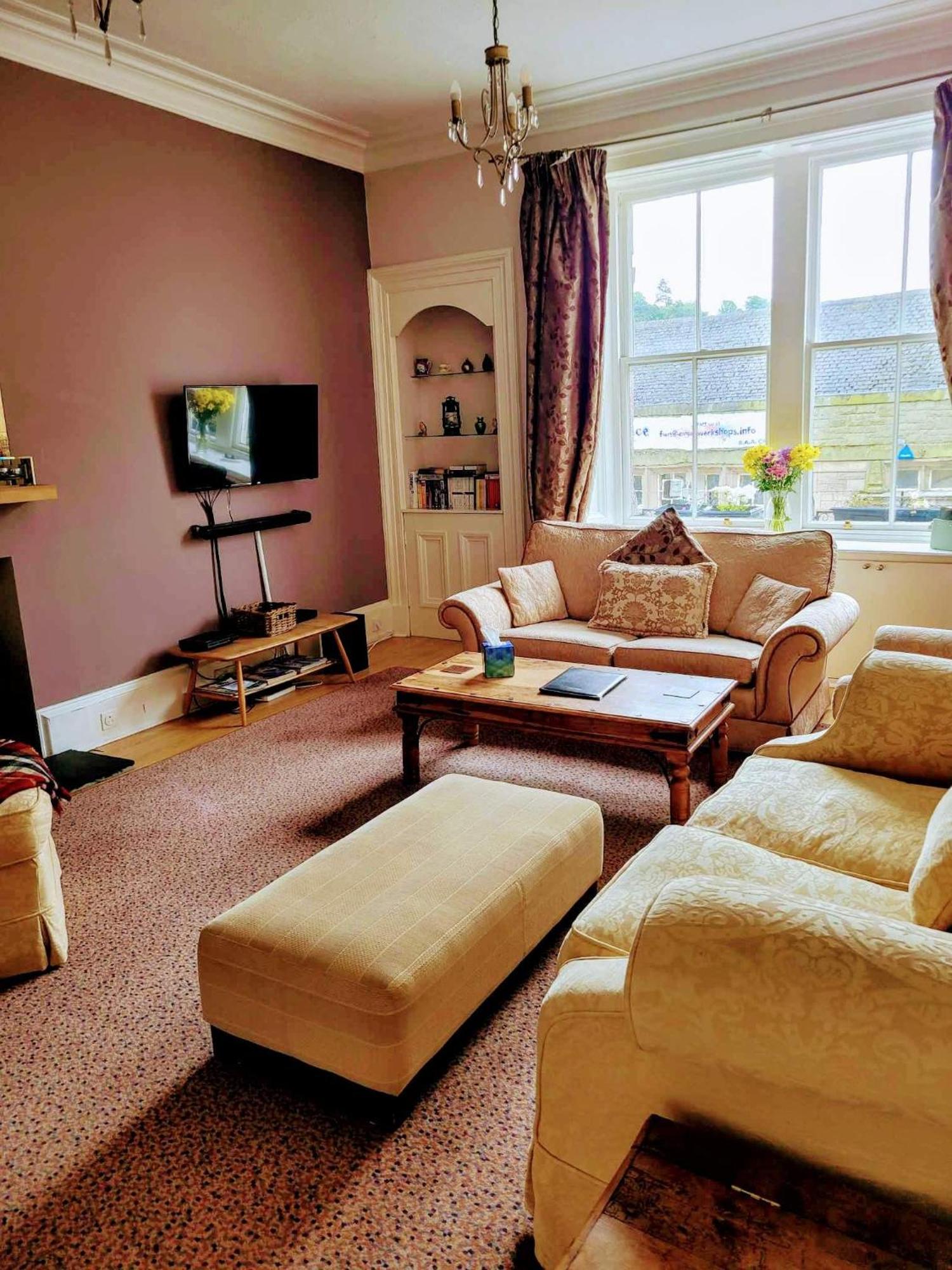 Huge 4 Bed Apt - Perfect Base To Explore The Borders Джедборо Екстер'єр фото